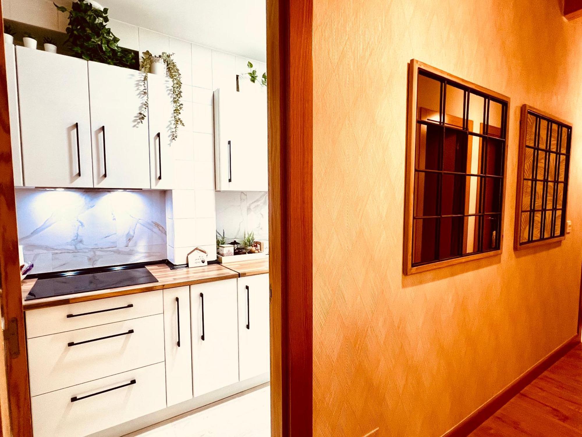 El Capricho De Claudia_ Apartamentos Burgos Catedral מראה חיצוני תמונה